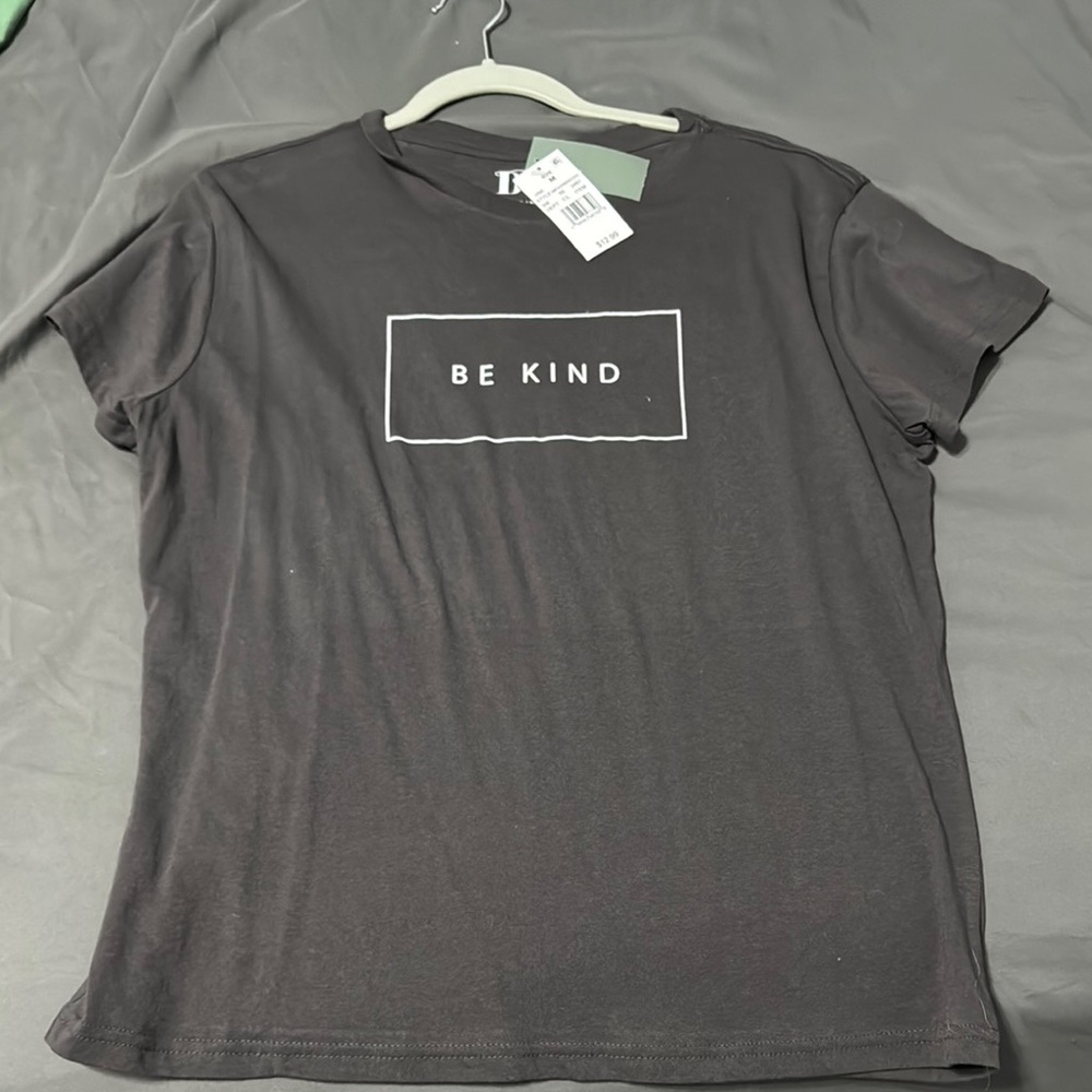Black 'Be Kind' Graphic T-Shirt